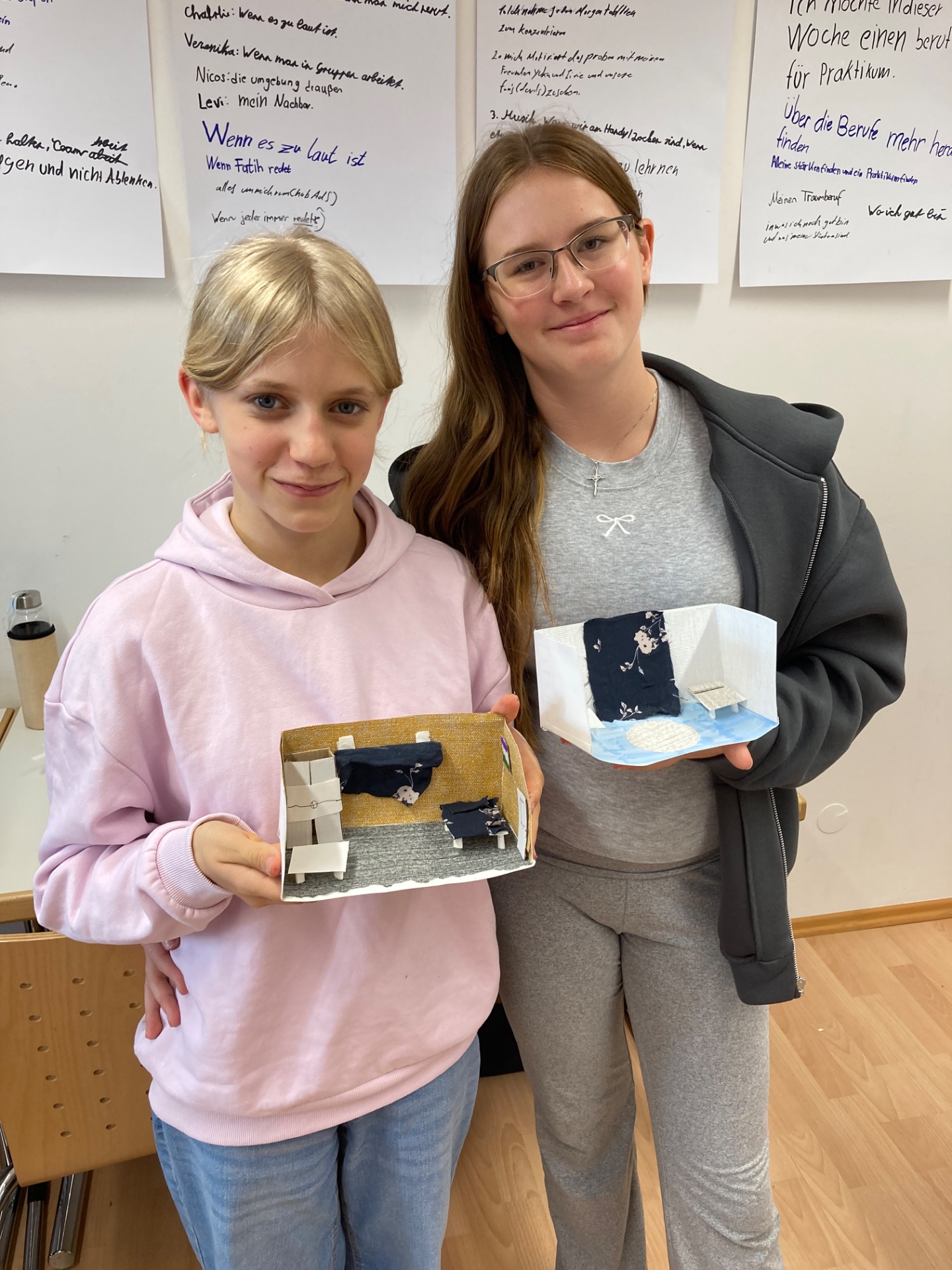 Spannende BO-Fahrt: Die 8b erkundet Berufswege in Augsburg (30.10.2025)